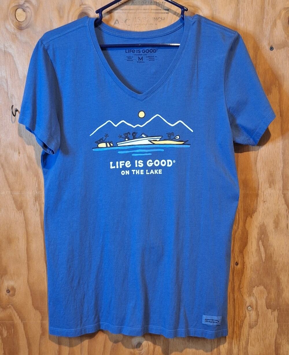 Life is Good Shirt Womens Medium Life is Good on the Lake Classic Cotton Outdoor